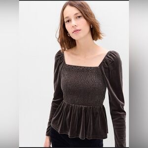 GAP NWOT Puff Sleeve Smocked Peplum Velvet Top MEDIUM
